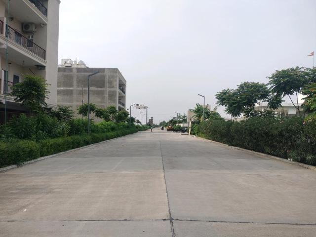 Land for sale in Hariana