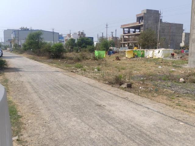 Land for sale in Madya