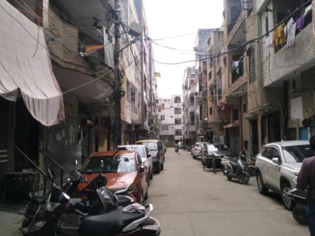 Land for sale in Central Delhi, Deri