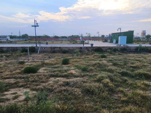 Land for sale in Hariana