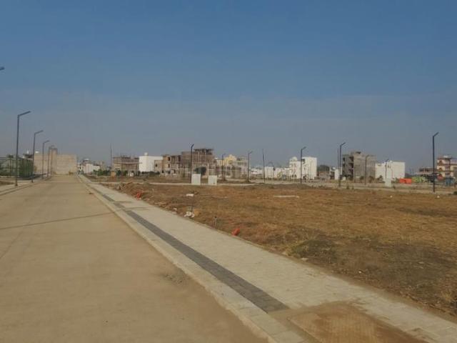 Land for sale in Madya
