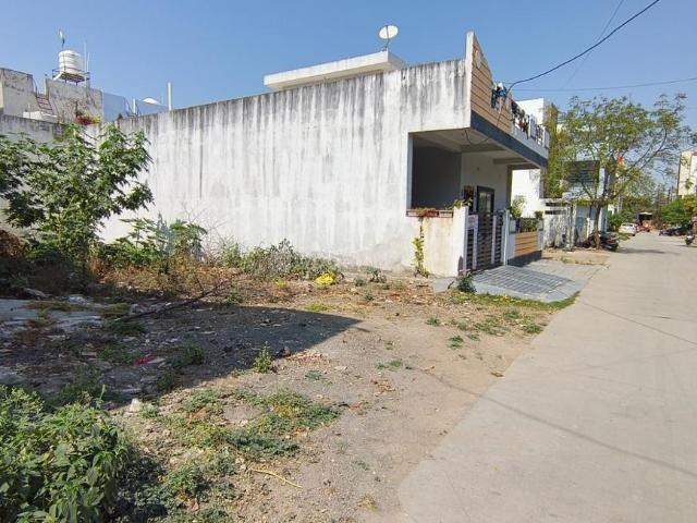 Land for sale in Madya