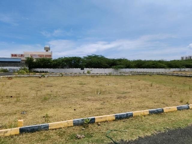 Land for sale in Siruseri, Chengalpattu