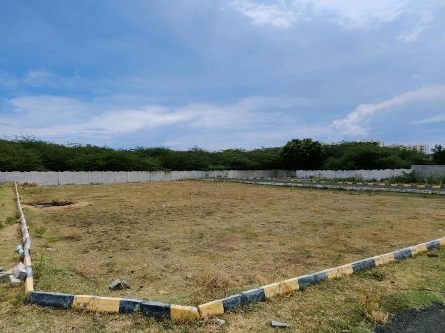Land for sale in Siruseri, Chengalpattu