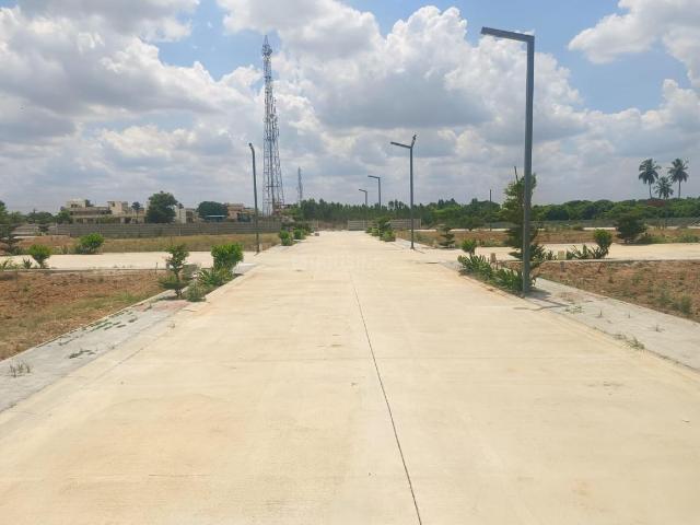 Land for sale in Srinivaspur, Karnataka