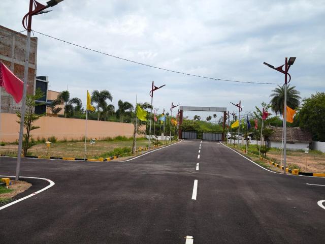 Land for sale in Sunguvarchatram