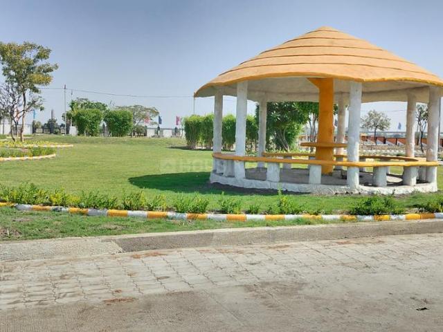Land for sale in Madya
