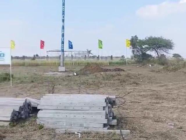 Land for sale in Madya