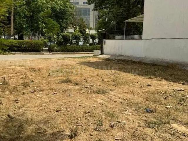 Land for sale in Hariana