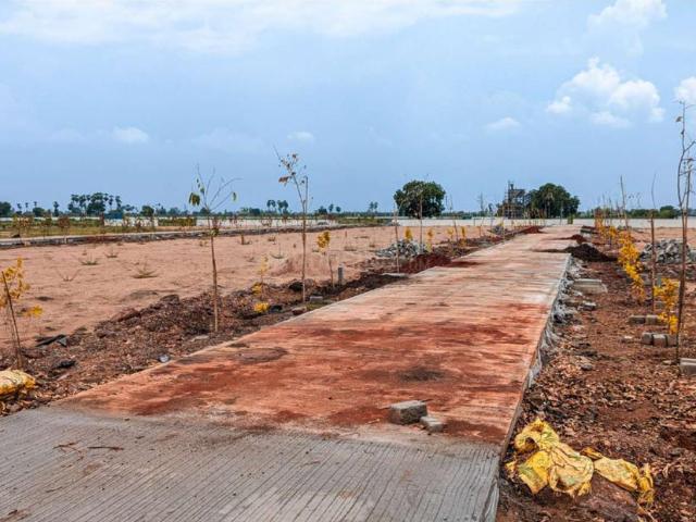 Land for sale in Tadepalle, Andhra Pradesh