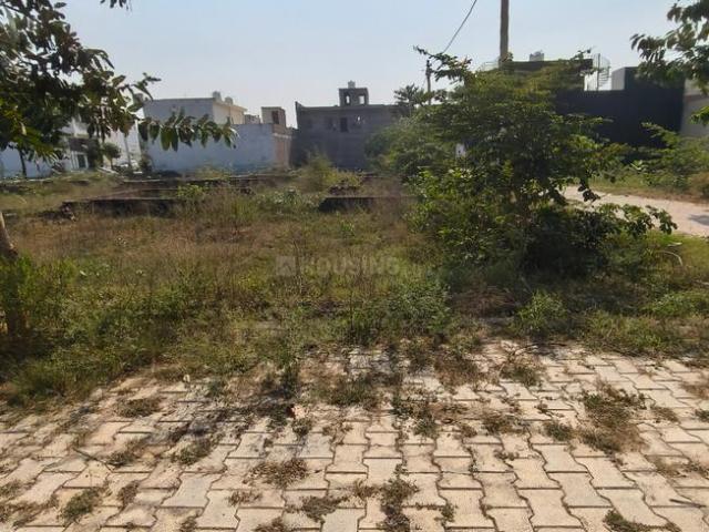 Land for sale in Agra