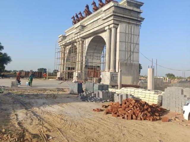 Land for sale in Hariana