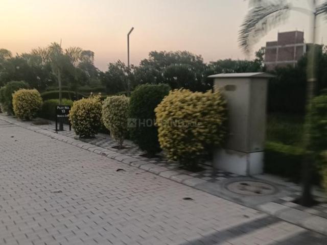 Land for sale in Hariana