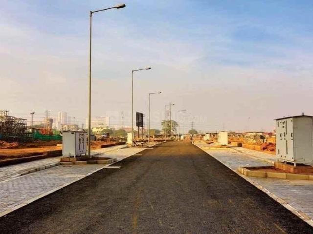 Land for sale in Hariana
