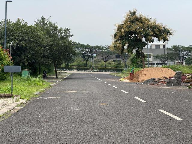 Land for sale in Madya