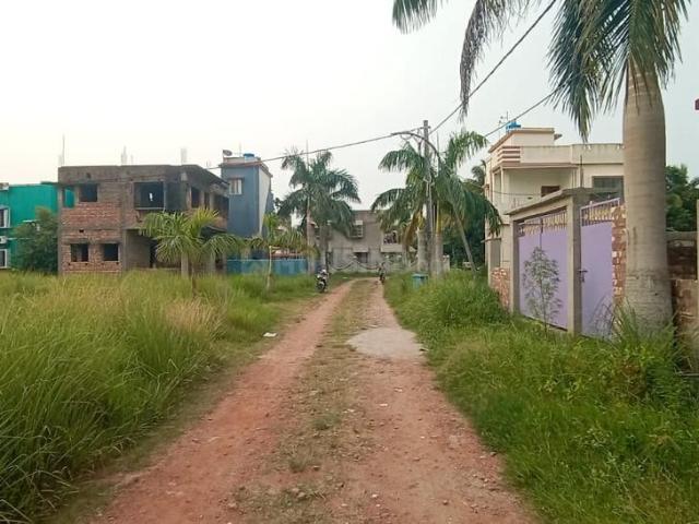 Land for sale in Calcutta, West Bengal