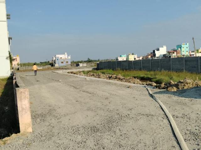 Land for sale in Avati, Tamil Nadu