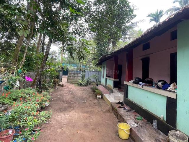 Land for sale in Thrippunithura, Kerala