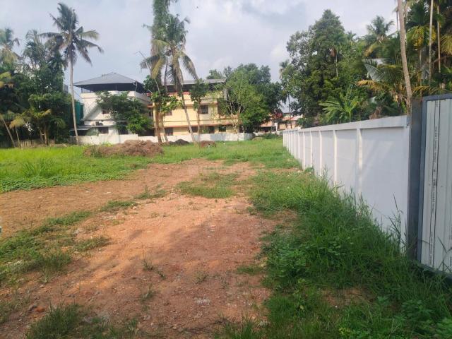 Land for sale in Thrippunithura, Kerala