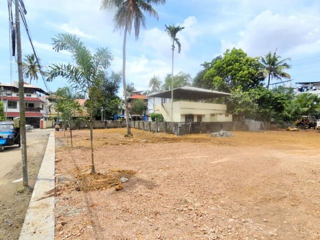 Land for sale in Thrippunithura, Ernakulam