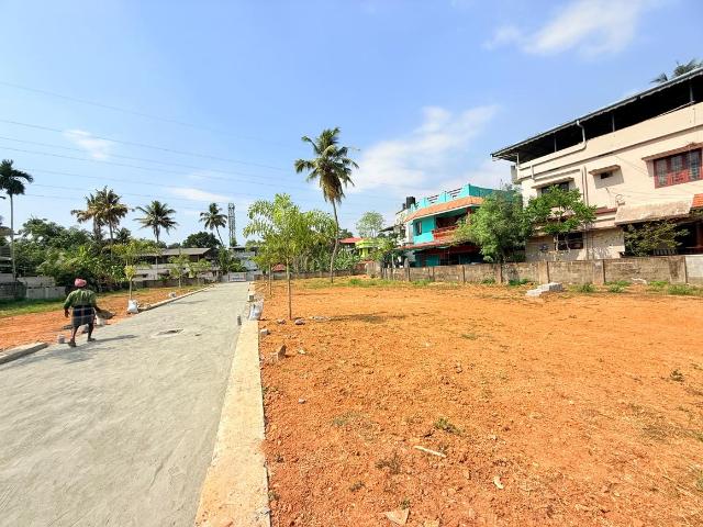 Land for sale in Thrippunithura, Ernakulam