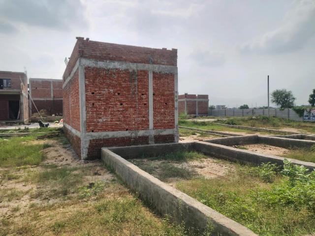 Land for sale in Dadri, Gautam Buddha Nagar
