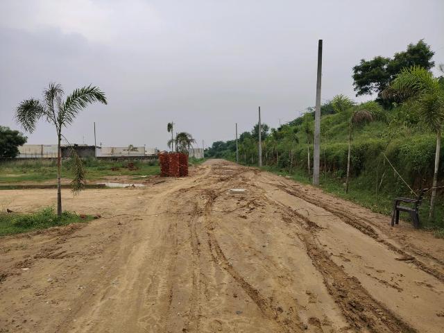 Land for sale in Khodna Kalan, Gautam Buddha Nagar