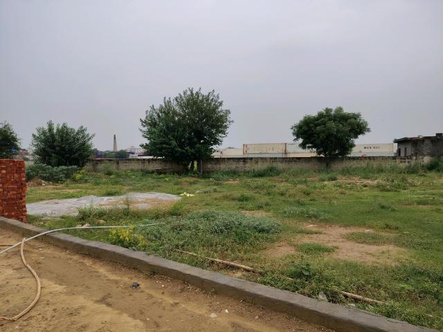 Land for sale in Khodna Kalan, Gautam Buddha Nagar