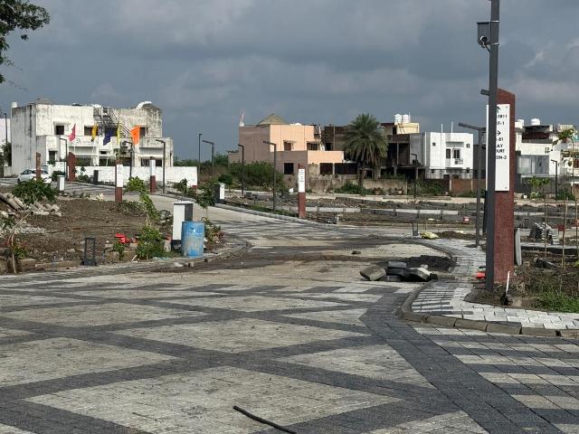 Land for sale in Madya