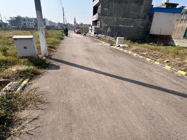 Land for sale in Zirakpur, Punjab