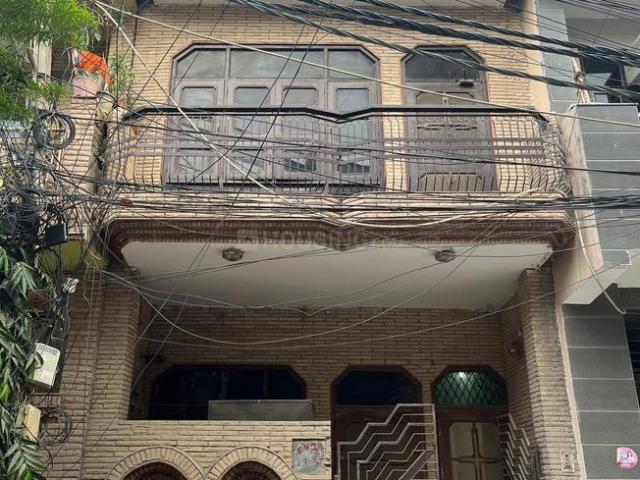 Land for sale in West Delhi, Deri