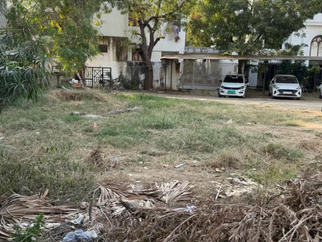 Land for sale in Vastrapur - Ahmedabad, Gujarat