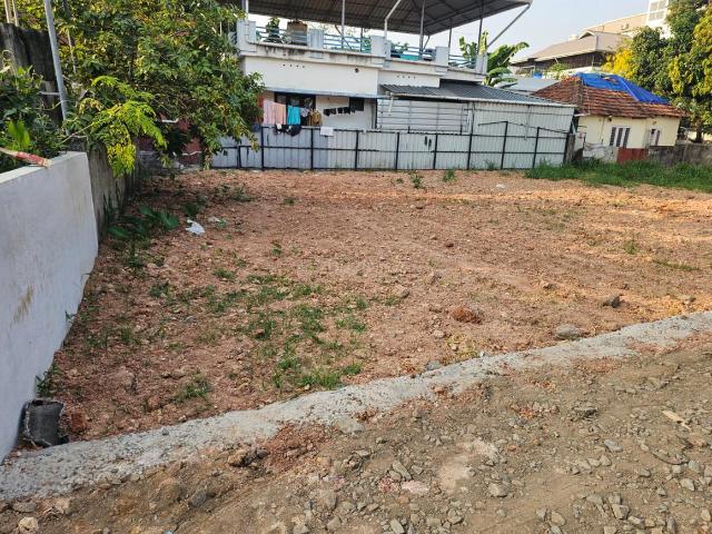 Land for sale in Cochin, Kerala