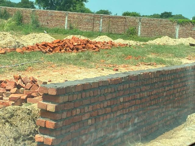 Land for sale in Mathura, Uttar Pradesh