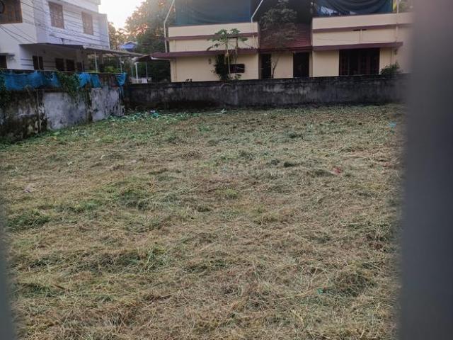 Land for sale in Cochin, Kerala