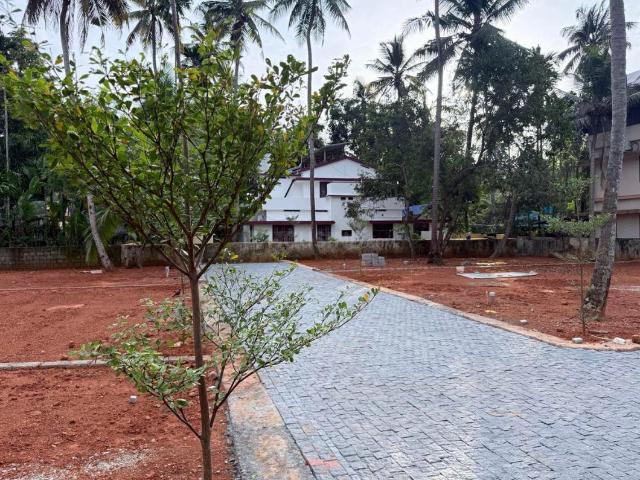Land for sale in Cochin, Kerala