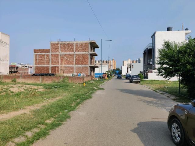 Land for sale in Vasundhara - Delhi, Arunachal Pradesh