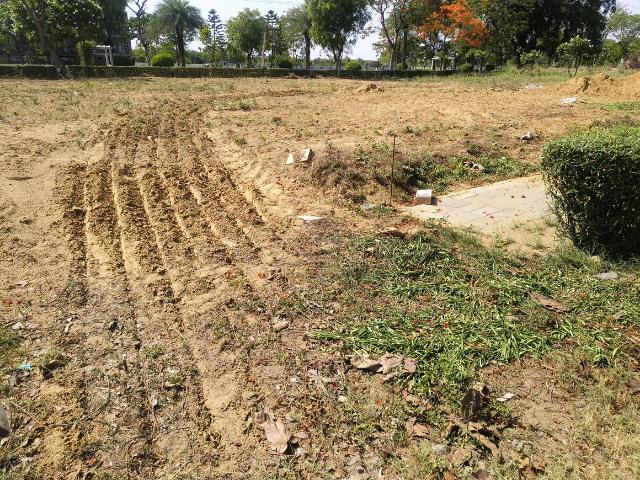Land for sale in Hariana