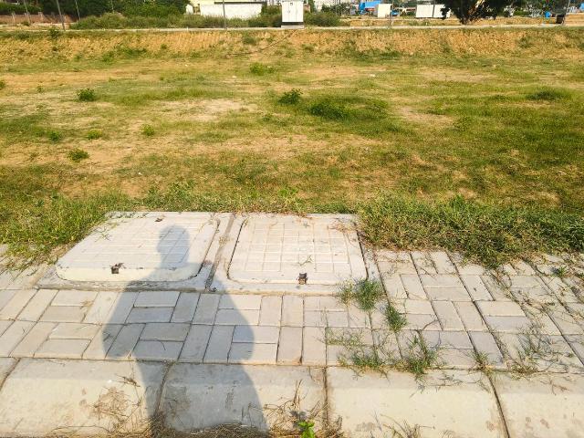 Land for sale in Hariana
