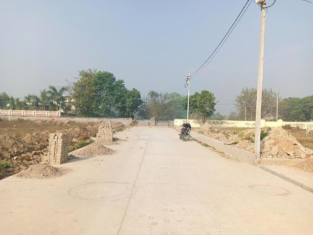 Land for sale in Murshadpur, Gautam Buddha Nagar