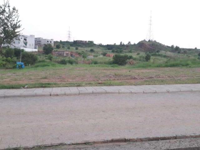 Land for sale in Zone 5, زون ۵