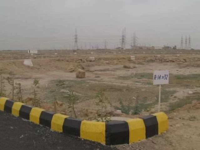 Land for sale in سچل گوٹھ, کراچی ڈویژن