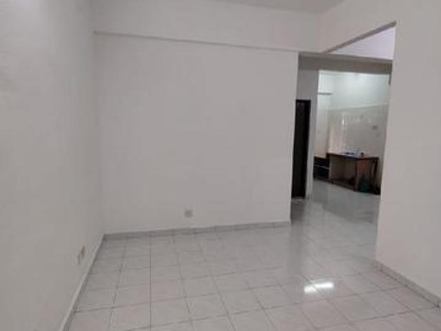 Flat for sale in Wellesley, Penang