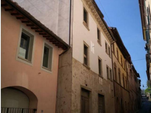 Palazzo in vendita a Colle Di Val D'elsa, Toscana