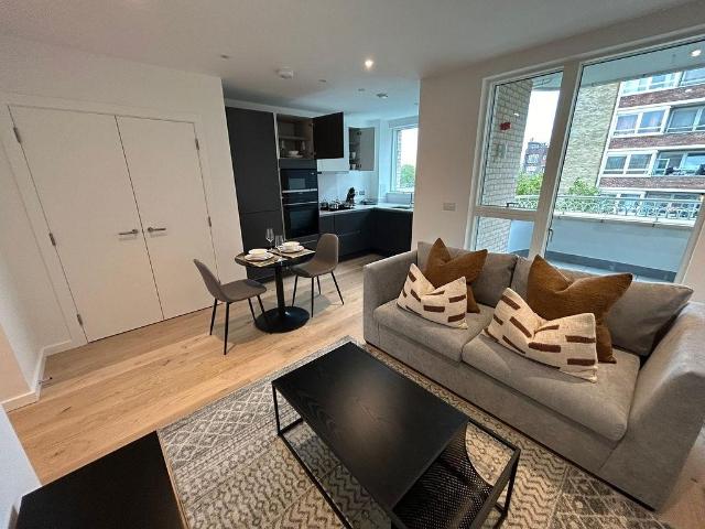 Apartment for rent in Chalk Farm, Greater London