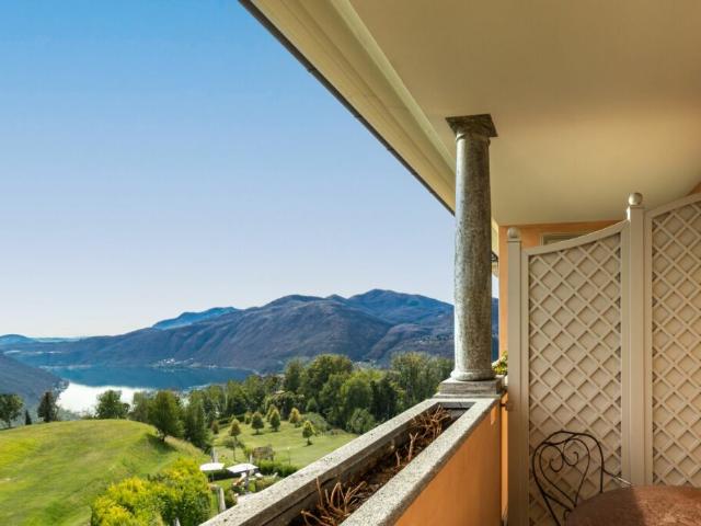 Wohnung mieten in Collina d'Oro, Tessin