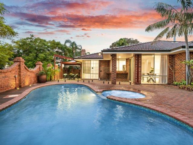 House for sale in Winthrop, Western Australia