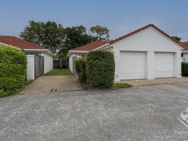 Townhouse for sale in Ashmore, Gold Coast City