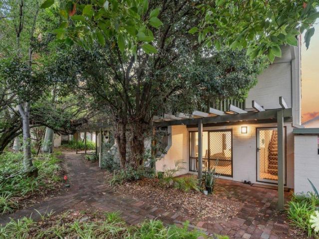 Townhouse for sale in Como, Western Australia