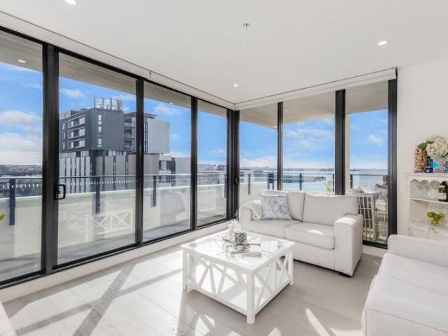 Apartment for sale in Sutherland, New South Wales